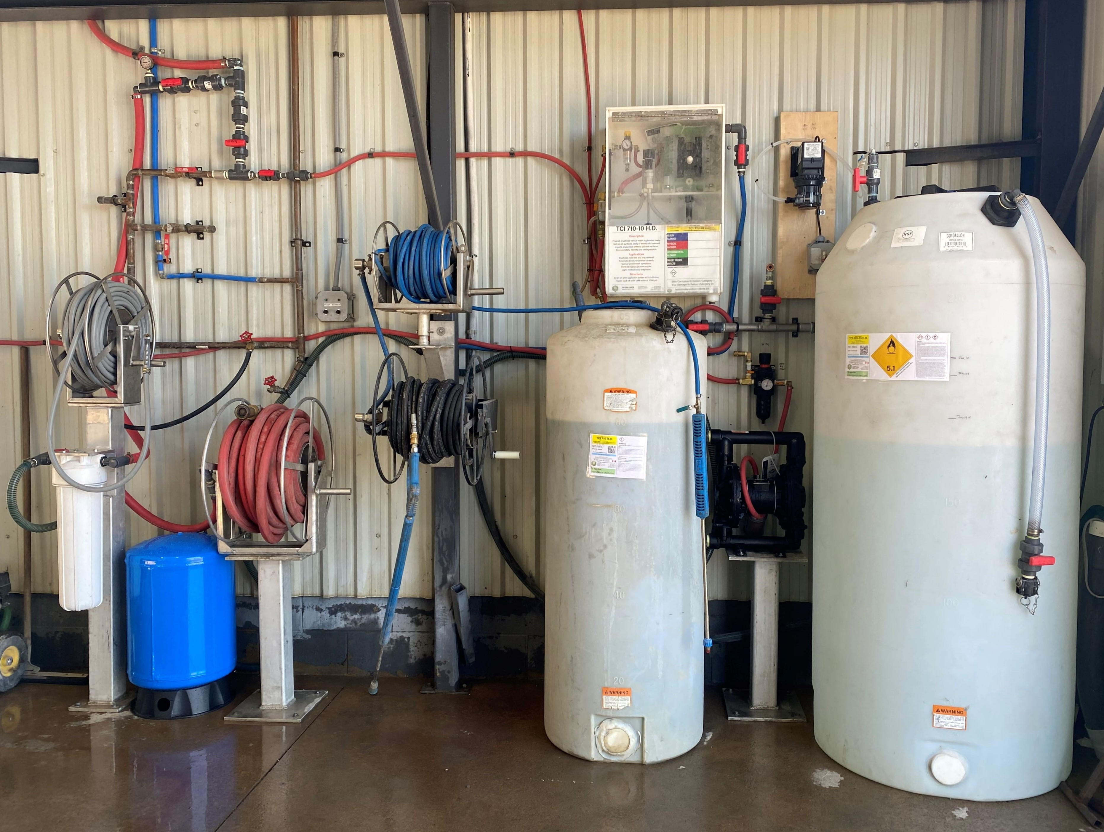 Cleaning chemical, closed system water recycling